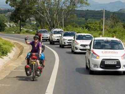 Hút khách du lịch đường bộ, Bộ Giao thông vận tải sửa quy định khách ngoại đưa ô tô vào Việt Nam