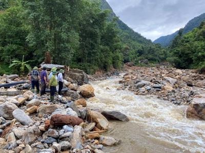 Hỗ trợ khẩn cấp cho người dân bị thiệt hại do mưa lũ tại Lào Cai