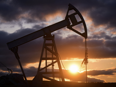 Saudi Arabia: Giảm sản lượng dầu không phải để đẩy giá dầu tăng