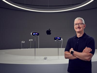 Tim Cook nắm bao nhiêu cổ phiếu Apple?