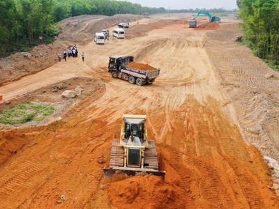 Chủ tịch tỉnh Bình Định yêu cầu quản chặt các mỏ vật liệu xây dựng