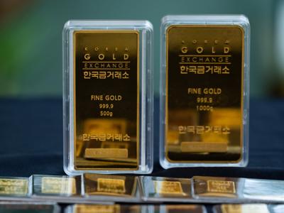 Giá vàng đuối sức, “cá mập” SPDR Gold Trust bán ròng trở lại