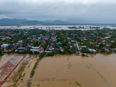 Hơn 17.000 ngôi nhà tại Thừa Thiên Huế ngập trong nước lũ