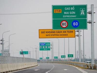 Khẩn trương rà soát, nâng tốc độ các cao tốc 4 làn xe phân kỳ lên 90km/h