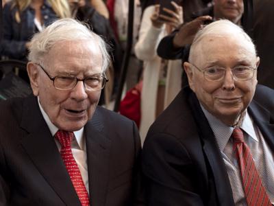 Không còn Charlie Munger, ai sẽ là người nói “không” với Warren Buffett?