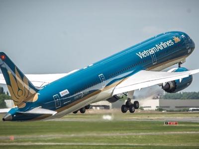 Năm 2022 Vietnam Airlines vẫn lỗ  nhưng giảm được hơn 2.000 tỷ so với năm 2021