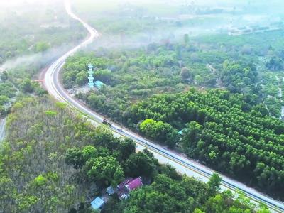 Bộ Giao thông vận tải giải ngân vốn đầu tư công kỷ lục, tạo đột phá về hạ tầng giao thông