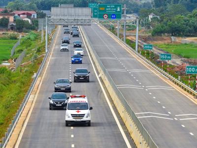 Kiến nghị nâng tốc độ tối đa lên 90km/h với cao tốc 4 làn xe hạn chế