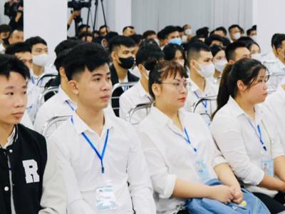 Hà Nội: Hàng nghìn lao động đăng ký dự thi tiếng Hàn đợt 1 năm 2024 để sang Hàn Quốc làm việc