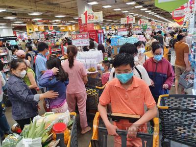 Doanh thu ngành du lịch TP.HCM tăng 57% trong tháng đầu năm