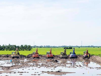 Cao tốc Châu Đốc - Cần Thơ - Sóc Trăng tìm nguồn hỗ trợ hơn 8 triệu khối cát san lấp