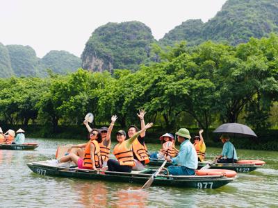 Du lịch Ninh Bình bội thu 