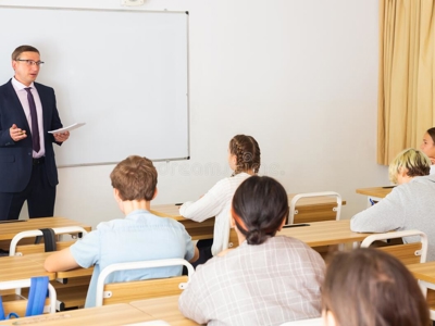 Quy định mới về tiêu chuẩn, điều kiện xét thăng hạng giảng viên đại học