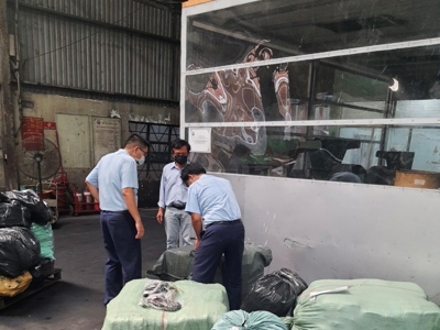 Liên tiếp bắt giữ các vụ thực phẩm bẩn trên cả nước