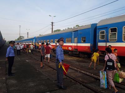 Hợp nhất hai công ty vận tải đường sắt Hà Nội và Sài Gòn ngay trong năm 2024