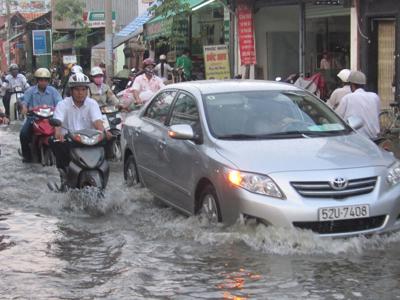 TP.HCM làm thế nào để giải quyết bài toán “hễ mưa là ngập”?