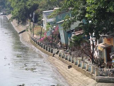 Dự án chống sạt lở bán đảo Thanh Đa thi công 12 năm vẫn dang dở