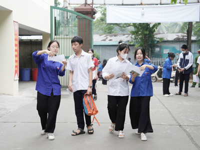 Gần 106.000 thí sinh làm thủ tục dự thi vào lớp 10