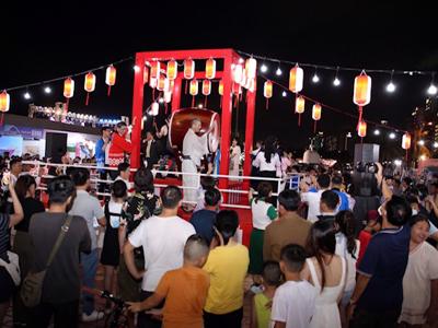 Lễ hội Việt Nam - Nhật Bản tại Đà Nẵng thu hút du khách tham quan