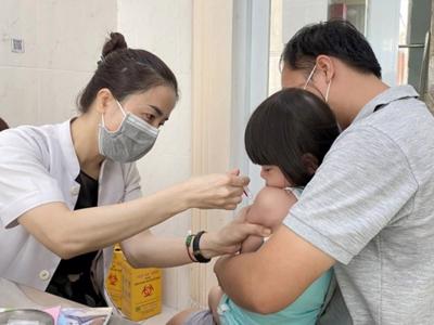 Cần hơn 33 triệu liều vaccine cho tiêm chủng mở rộng năm 2025 