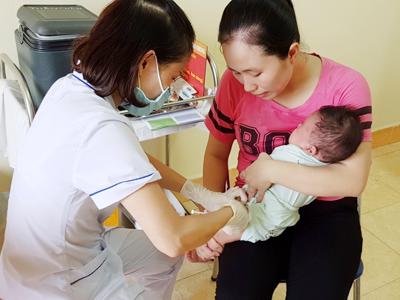 Tỷ lệ tiêm vaccine phòng nhiều dịch bệnh chưa đạt đúng tiến độ