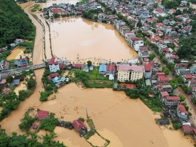 Thủ tướng yêu cầu tập trung khắc phục hậu quả mưa lũ do ảnh hưởng của bão số 2