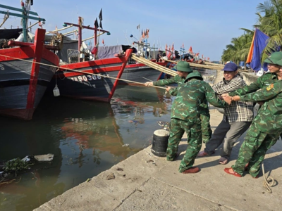 Ứng phó siêu bão, Ninh Bình - Thanh Hóa cấm biển 