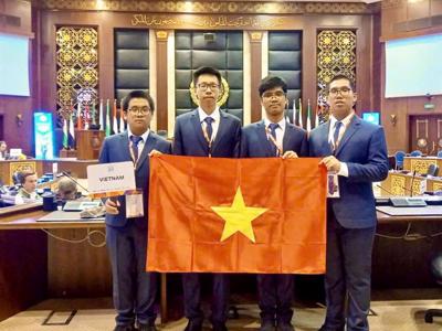 Học sinh Việt Nam giành thành tích xuất sắc tại Olympic Tin học quốc tế 2024