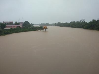 Mưa kéo dài, mức nước các sông tại Thanh Hóa, Ninh Bình dâng cao báo động 