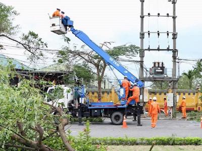 Cấp điện trở lại cho 4,2 triệu khách hàng bị ảnh hưởng do bão Yagi