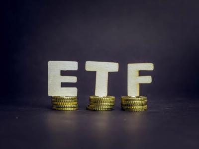 Hai quỹ ETF quy mô gần 800 triệu USD mua bán thế nào trong tuần này?