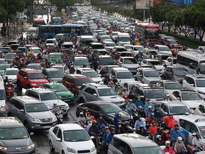 TP.HCM đề xuất thu phí ô tô vào trung tâm sau khi các tuyến metro đi vào hoạt động