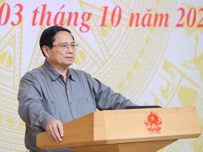 Thủ tướng nêu 6 nhiệm vụ để tháo gỡ vướng mắc, thúc đẩy phát triển hạ tầng chiến lược