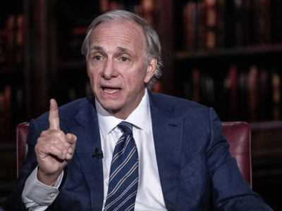 Ray Dalio: Trung Quốc vẫn cần giảm nợ trong lúc kích cầu