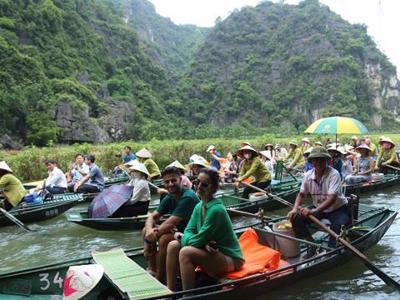 Du lịch Ninh Bình cán đích, đã đón gần 7,7 triệu lượt du khách