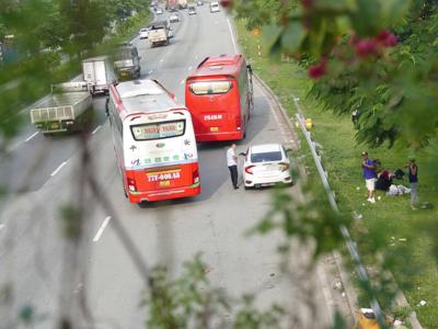 Yêu cầu Bộ Giao thông Vận tải rà soát loạt quy định liên quan tới “xe dù, bến cóc” và tiêu chuẩn khí thải với xe cơ giới