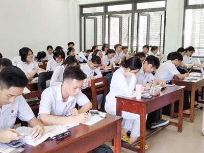 Cần thúc đẩy giám sát việc công khai ngân sách huyện và ngân sách ngành giáo dục