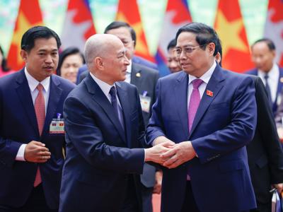 Thủ tướng: Việt Nam luôn dành ưu tiên cao để củng cố hợp tác toàn diện với Campuchia