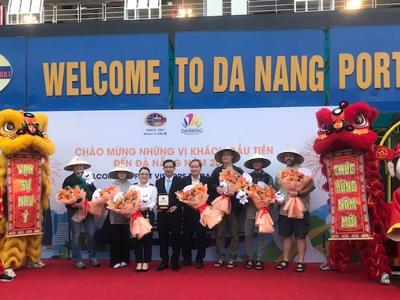 Du lịch Đà Nẵng khởi động ngày đầu năm 2025 đầy hứng khởi