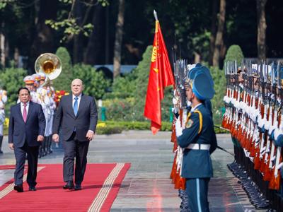 Thủ tướng Phạm Minh Chính chủ trì lễ đón Thủ tướng Liên bang Nga thăm chính thức Việt Nam