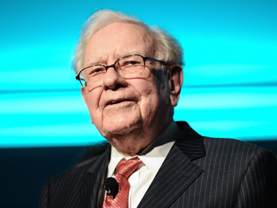 Công ty của Warren Buffett lãi kỷ lục, nắm khối tiền mặt 334 tỷ USD