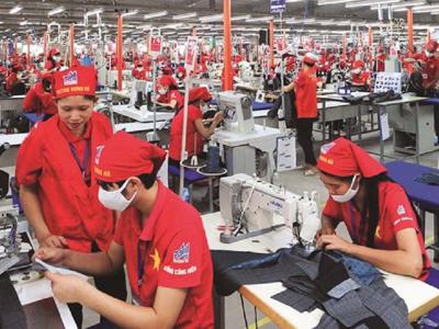 Ngành dệt may Việt Nam khẳng định vị thế vững chắc trong chuỗi cung ứng toàn cầu