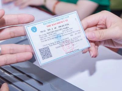 Từ ngày 1/6, chỉ cấp mới thẻ bảo hiểm y tế giấy với 3 trường hợp