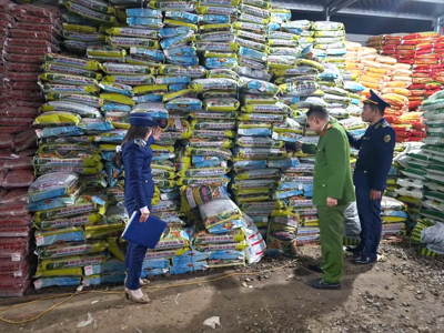Một công ty sản xuất hơn 67 tấn phân bón giả