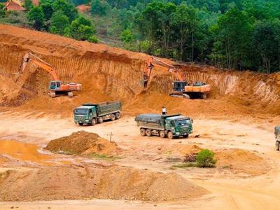 Chuẩn bị đấu giá quyền khai thác 9 mỏ đất san lấp tại Hòa Bình
