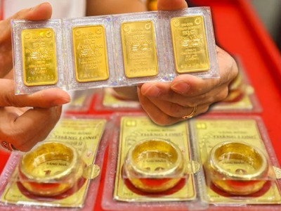Thủ tướng yêu cầu các bộ, ngành triển khai các giải pháp bình ổn thị trường vàng