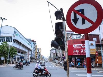 Khẩn trương khắc phục bất cập về biển báo, đèn tín hiệu giao thông trên toàn quốc