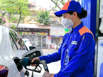 Điều chỉnh thời gian điều hành giá xăng dầu 