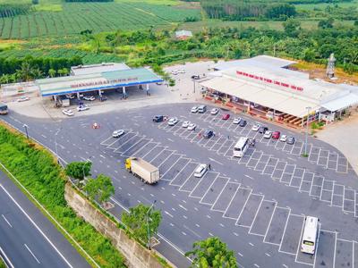 Yêu cầu xử lý nghiêm nhà đầu tư, doanh nghiệp chậm triển khai trạm dừng nghỉ trên các tuyến cao tốc