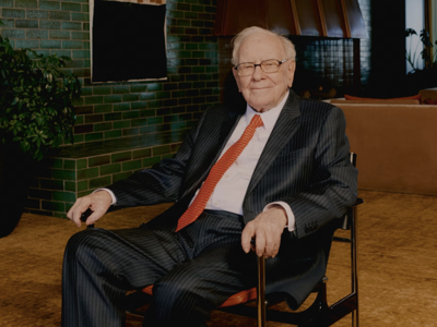 Warren Buffett nghỉ hưu ở tuổi 94 vì “cảm thấy mình đã già”